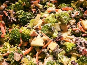 broccoli and apple salad